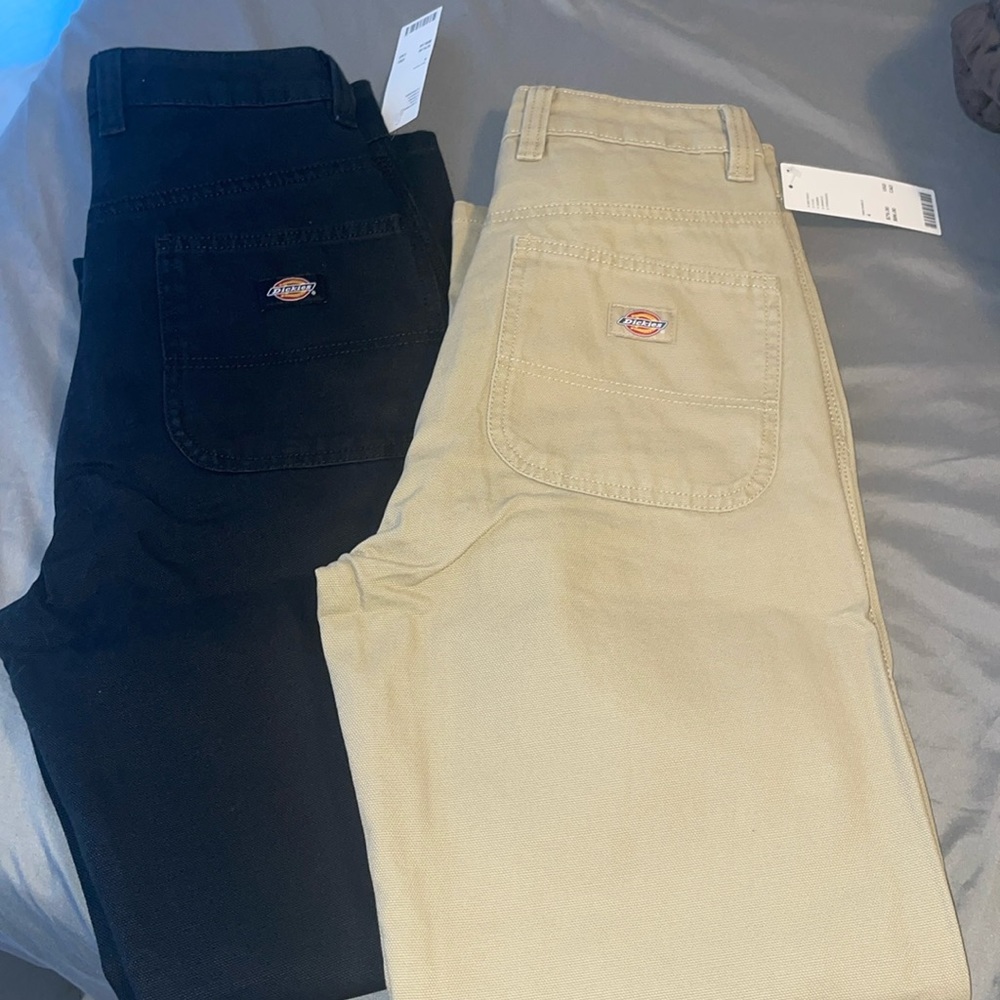 Brand new never worn still has the tags !!